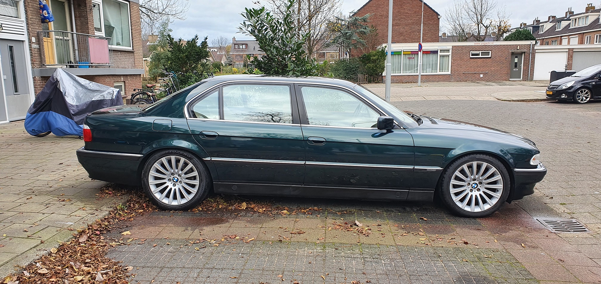 BMW8_2020-11-21.jpg