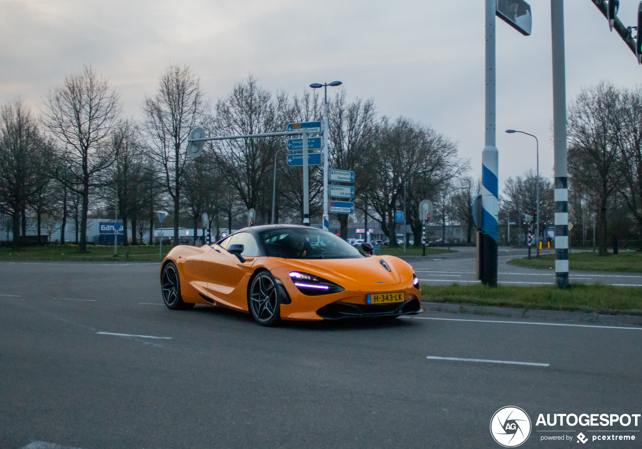 mclaren-720s-c696611042022210333_1.jpg